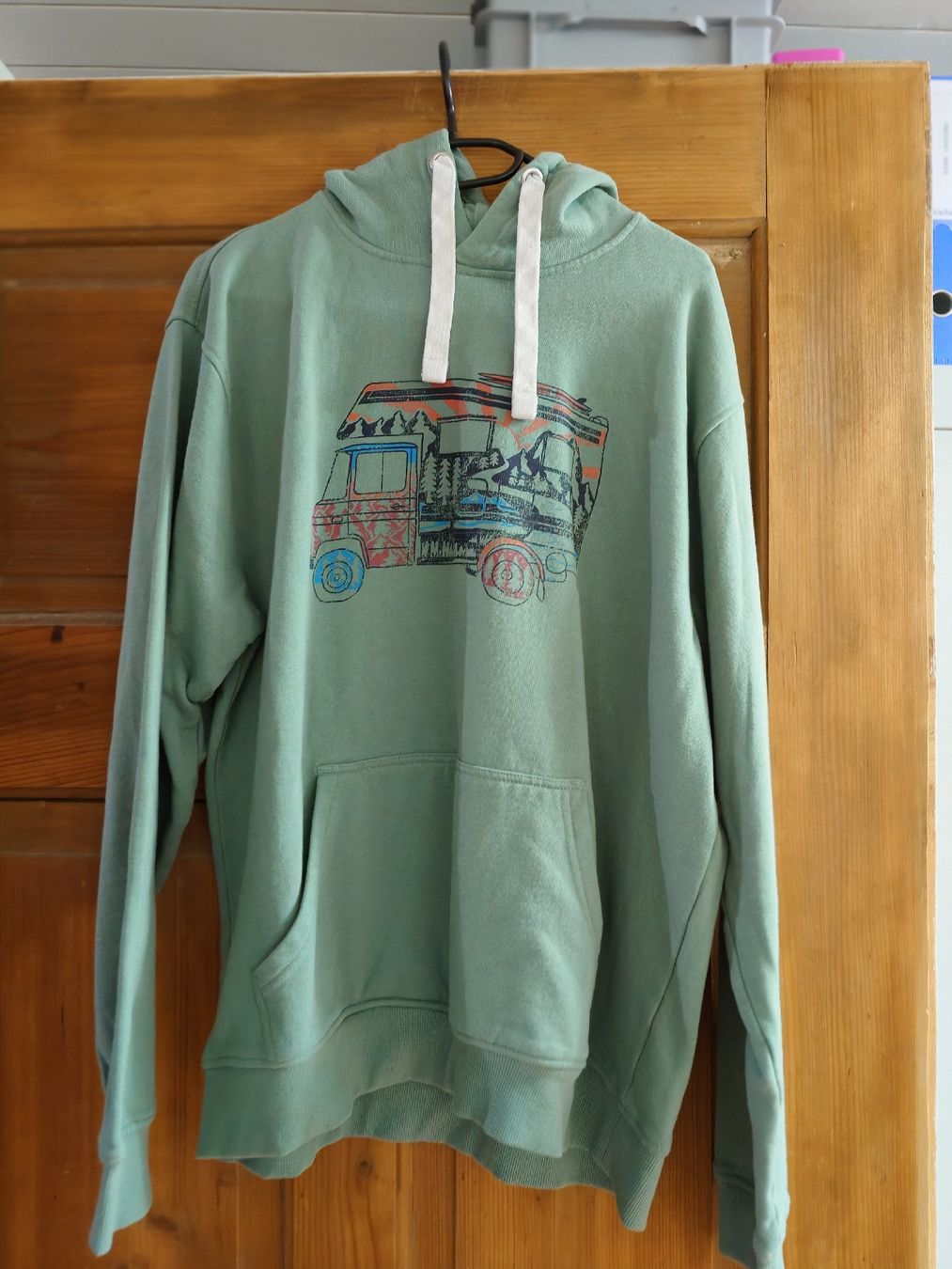 Pullover & Sweatshirts: Kapuzenpullover ATRIUM Grösse L – Gebraucht aus Steffisburg von marinzki
