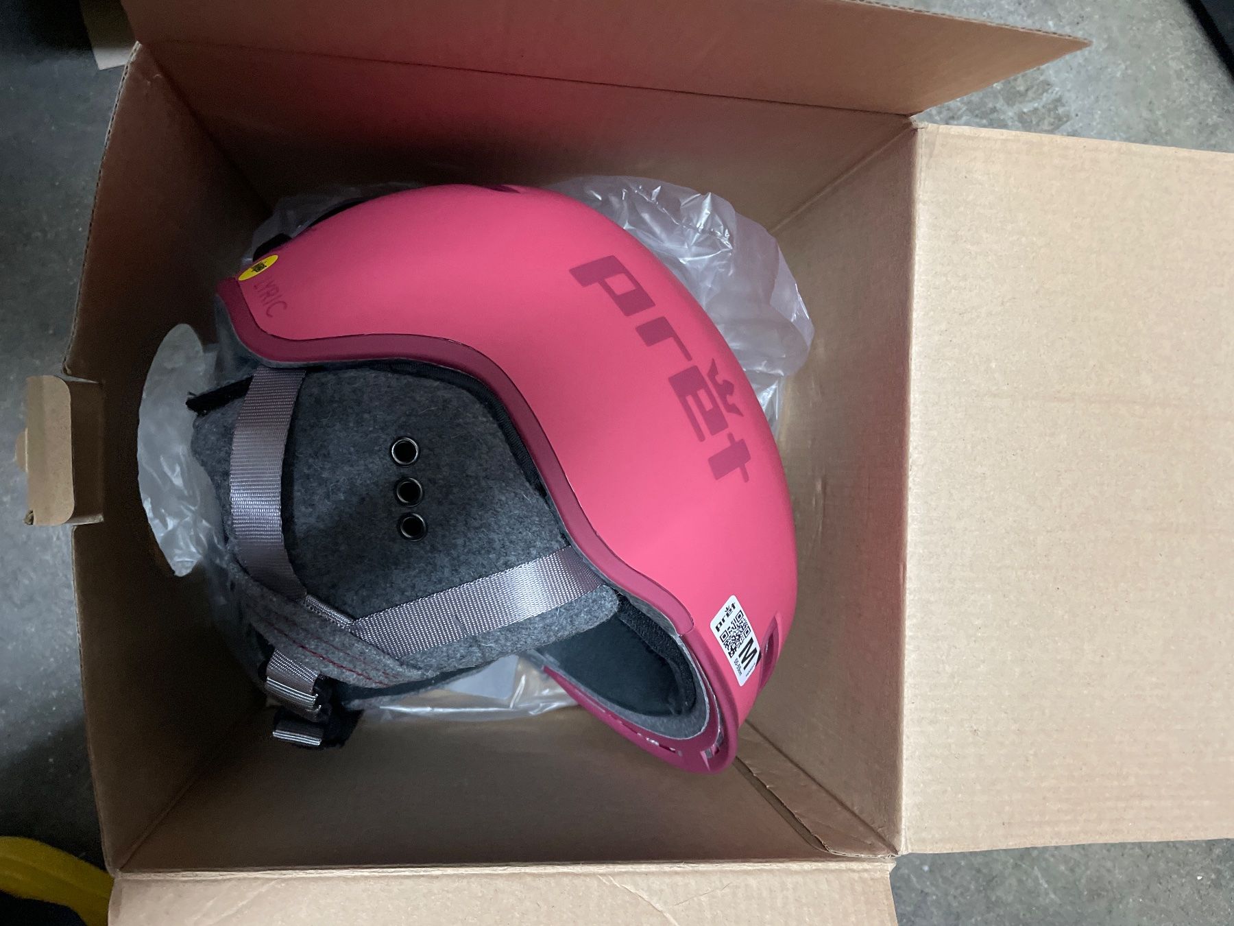 Caschi: Pret Lyric Schneehelm M  mit Mips – Nuovo e nell'imballaggio originale da Bollingen venduto da makenschmuschki