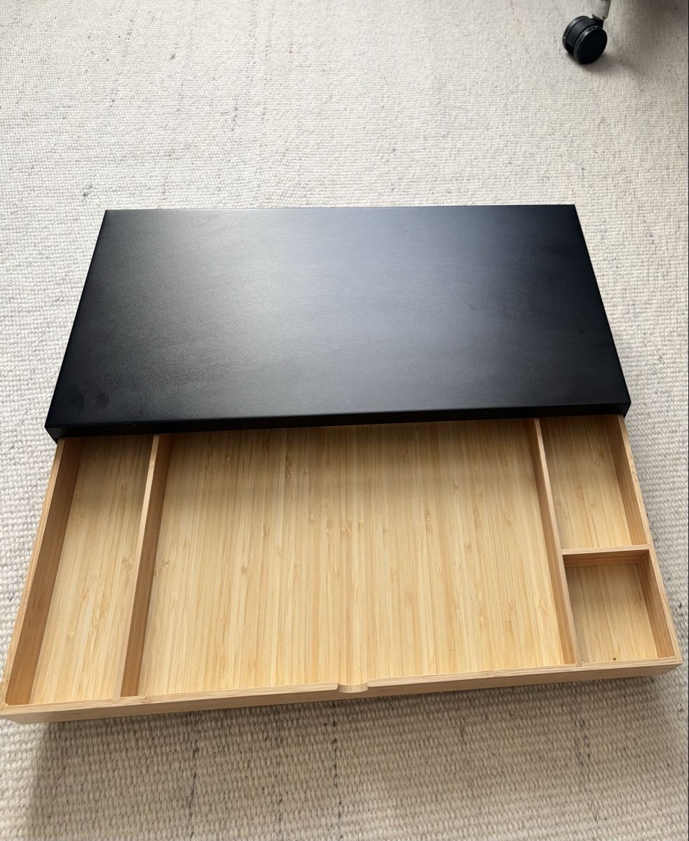 Altro in Decorazioni & Accessori: Monitorerhöhung mit Schublade - ELLOVEN – Usato da Baden venduto da van_79rr 1
