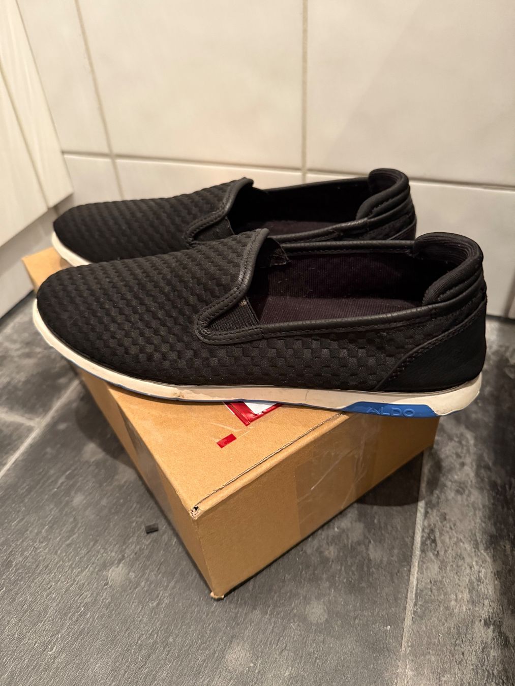 Aldo Scarpe da uomo: Aldo Slipper schwarz Stoff Gr. 40 – Usato da Chur venduto da spicebone 4