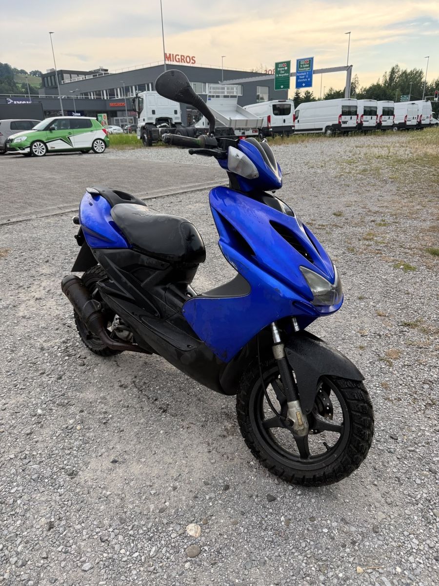 Yamaha Scooters: Yamaha Aerox 50 – D'occasion à Diepoldsau par RK30