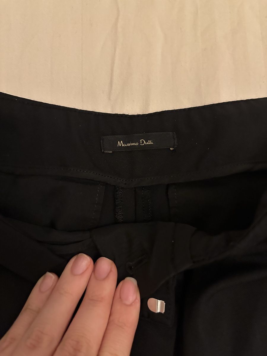 Massimo Dutti Pantaloni: Schwarze Massimo Dutti Hose, Top Zustand! – Usato da Dübendorf venduto da Magis_Stuff 1