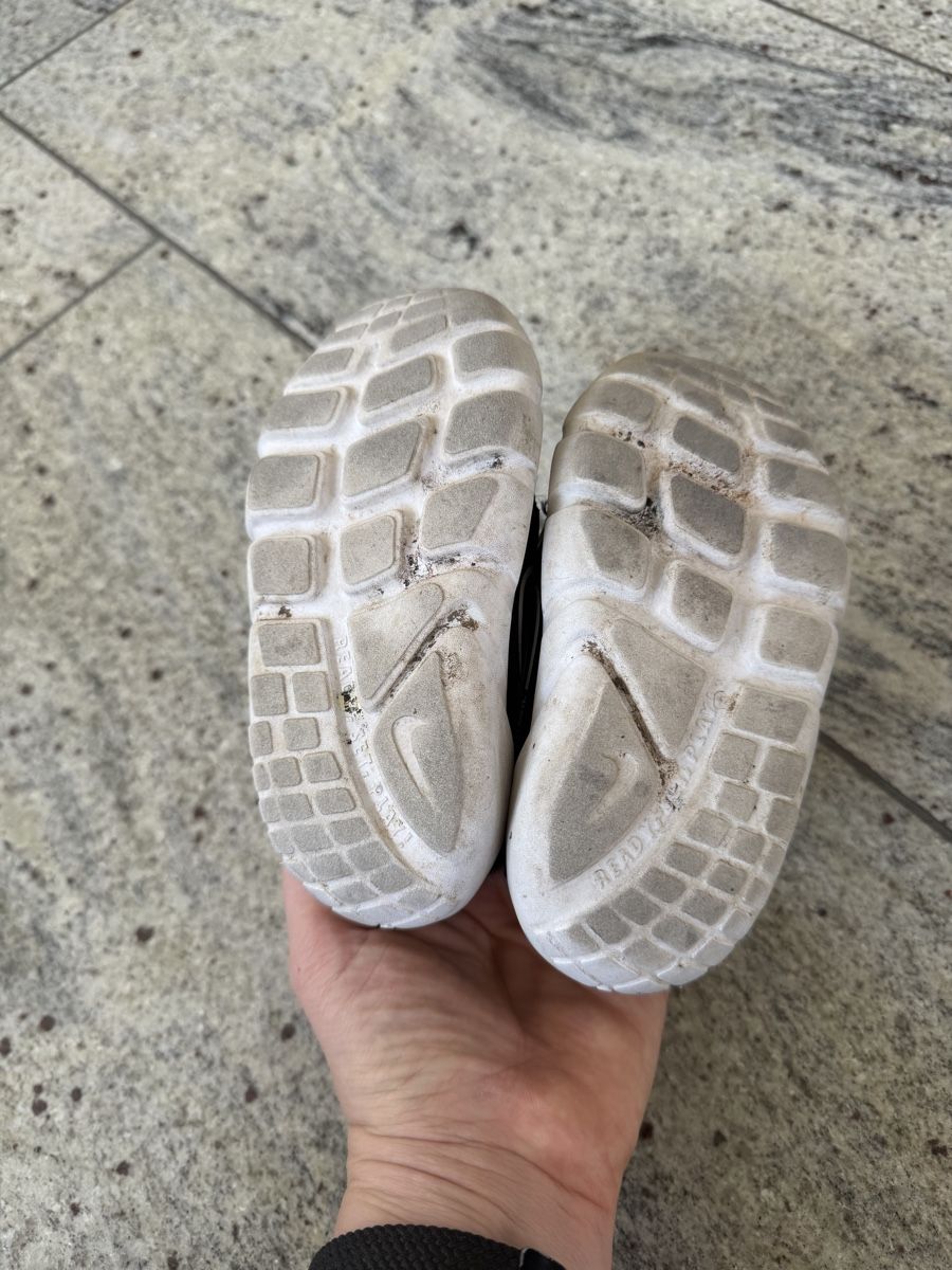 Skechers Scarpe per ragazzi: Kinderturnschuhe 25 – Usato da Niederglatt ZH venduto da sim_gj7s 3