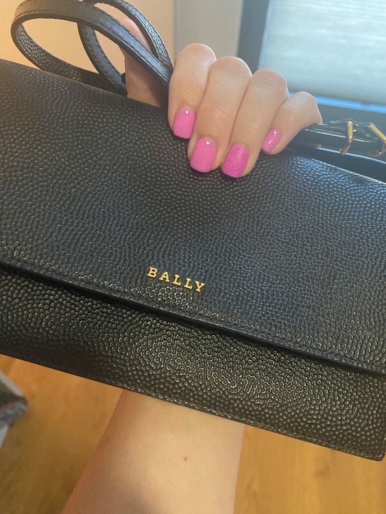 Bally Kaufen auf Ricardo