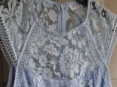 KLEID MIT SPITZEN - 38 - Hellblau - - SISTAGLAM