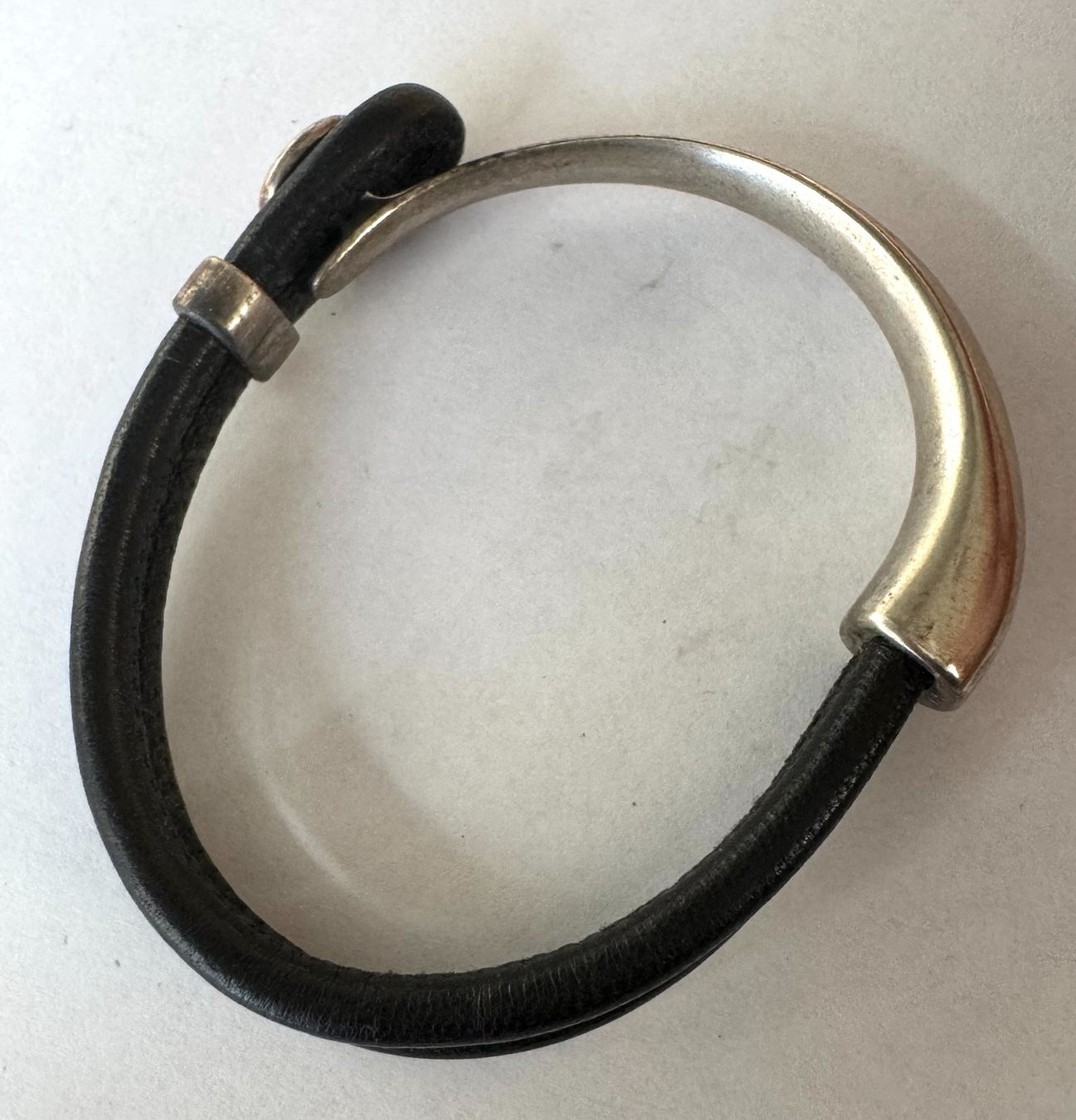 Bracciali & Braccialetti: Bracelet cuir / argenté – Usato da Lausanne venduto da PlusValue_Lausanne 1