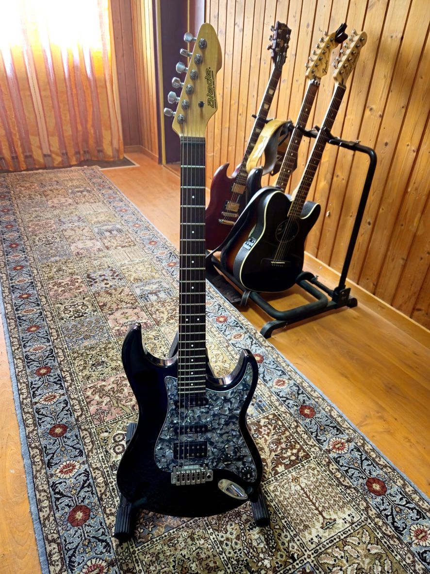 Blade Musikinstrumente: Levinson Blade Gitarre – Gebraucht aus Brittnau von dxf