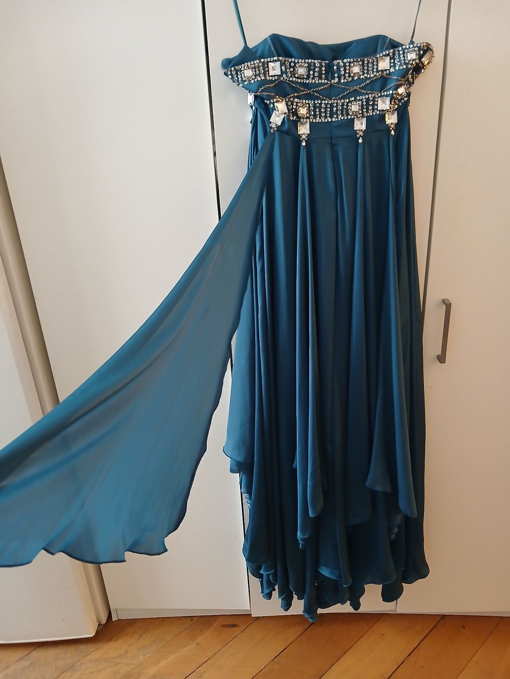 Robes: Abendkleid Grösse S – D'occasion à Münchenstein par ibi_w7n2 5