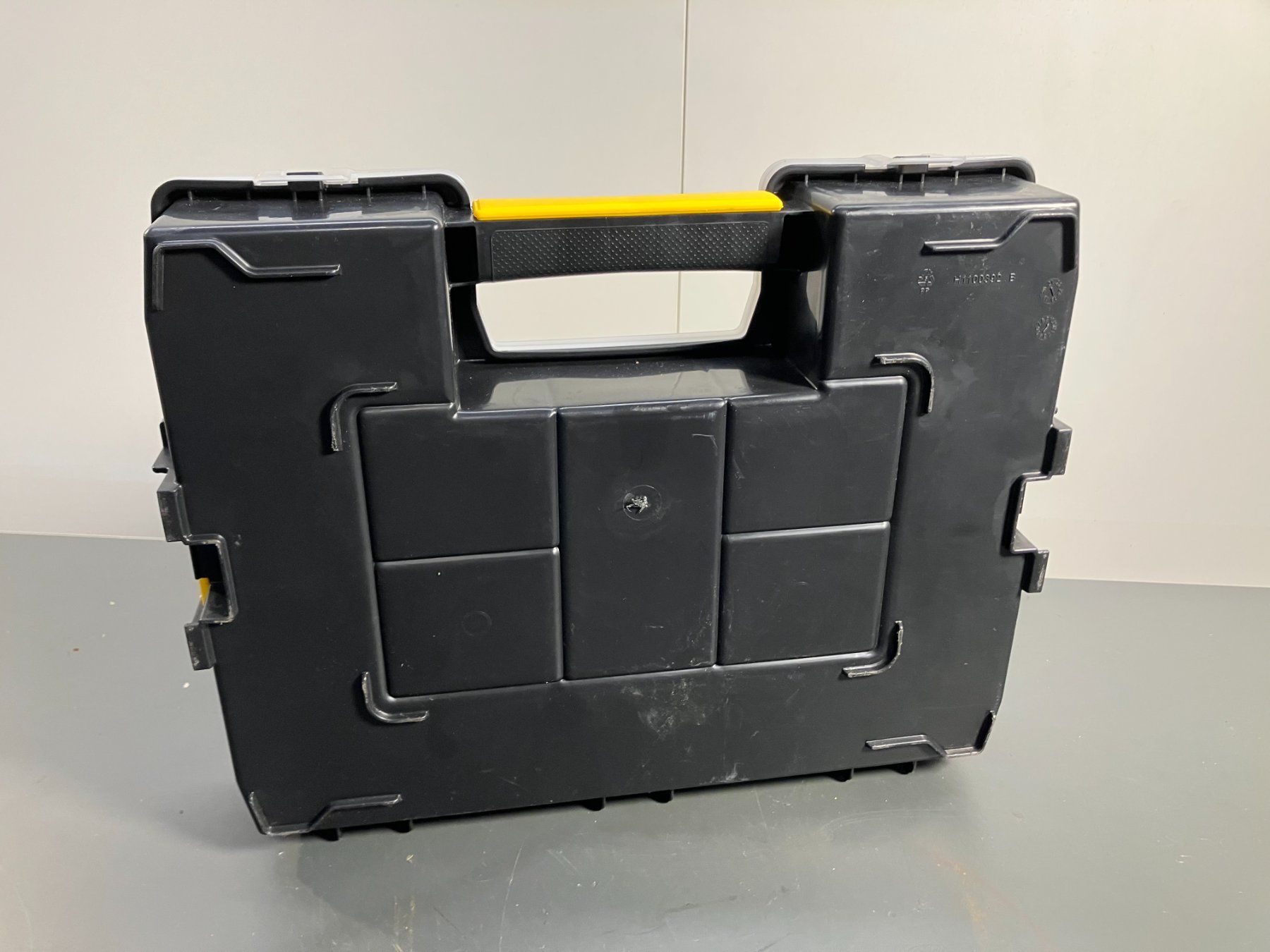 Alle Werkzeuge: STANLEY Sortmaster - Sortierkoffer mit div. Inhalt ab 1.- – Gebraucht aus Lichtensteig von Buy24International 9