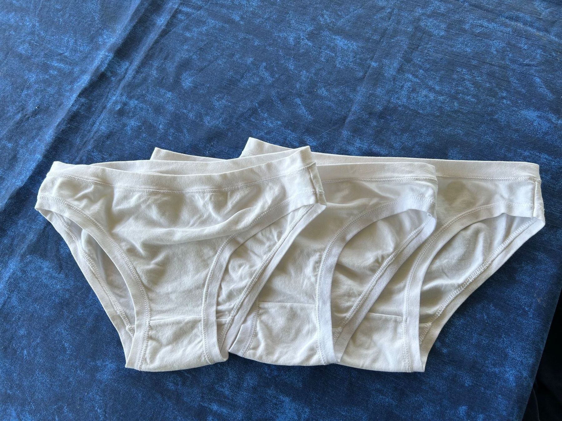 Biancheria intima: 3 piece sous-vêtements  gr. 152 – Usato da Arbedo venduto da nadia1973