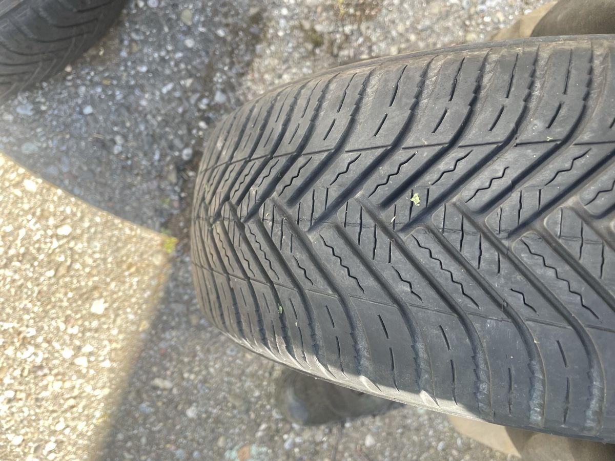Pneus & Kompletträder: 165/65R14 Allwetterreifen – Gebraucht aus Wettingen von Nici1932 5
