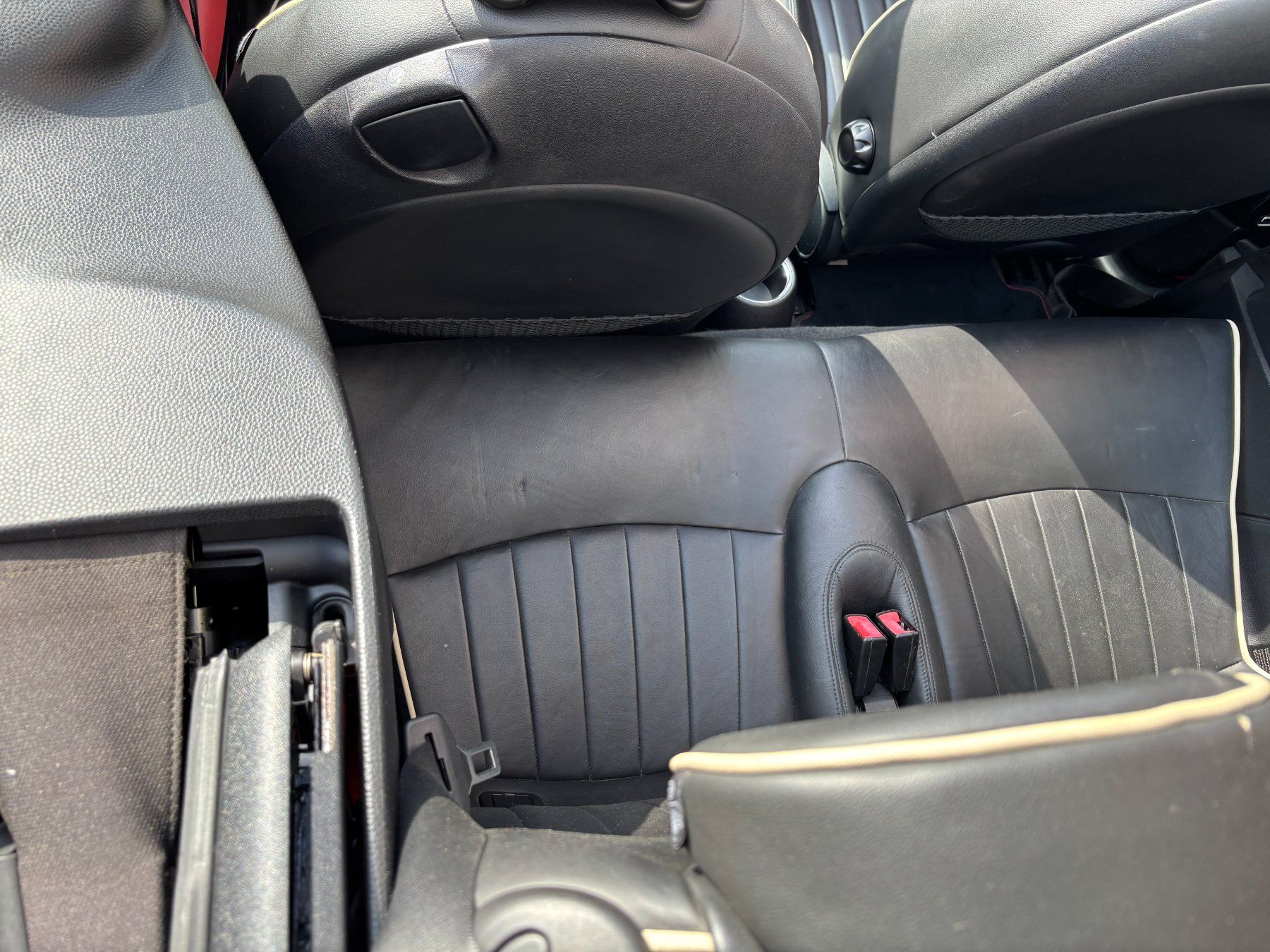 Mini Automobili: Mini Cabrio Cooper S – Usato da Schönenwerd venduto da akzept 7