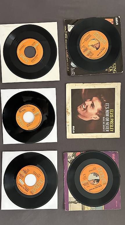 Dischi in vinile: 7 elvis presley singles rca – Usato da Basel venduto da mentaltrap 1