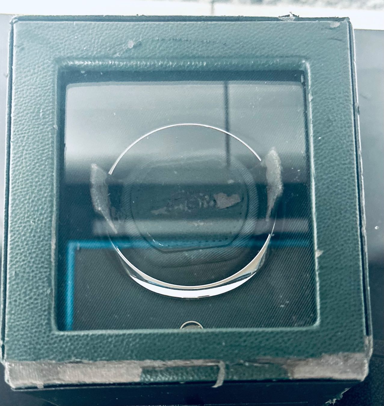 Montres: Uhrenbeweger WOLF. Watch Winder CUBE – D'occasion à Bülach par Snip4u