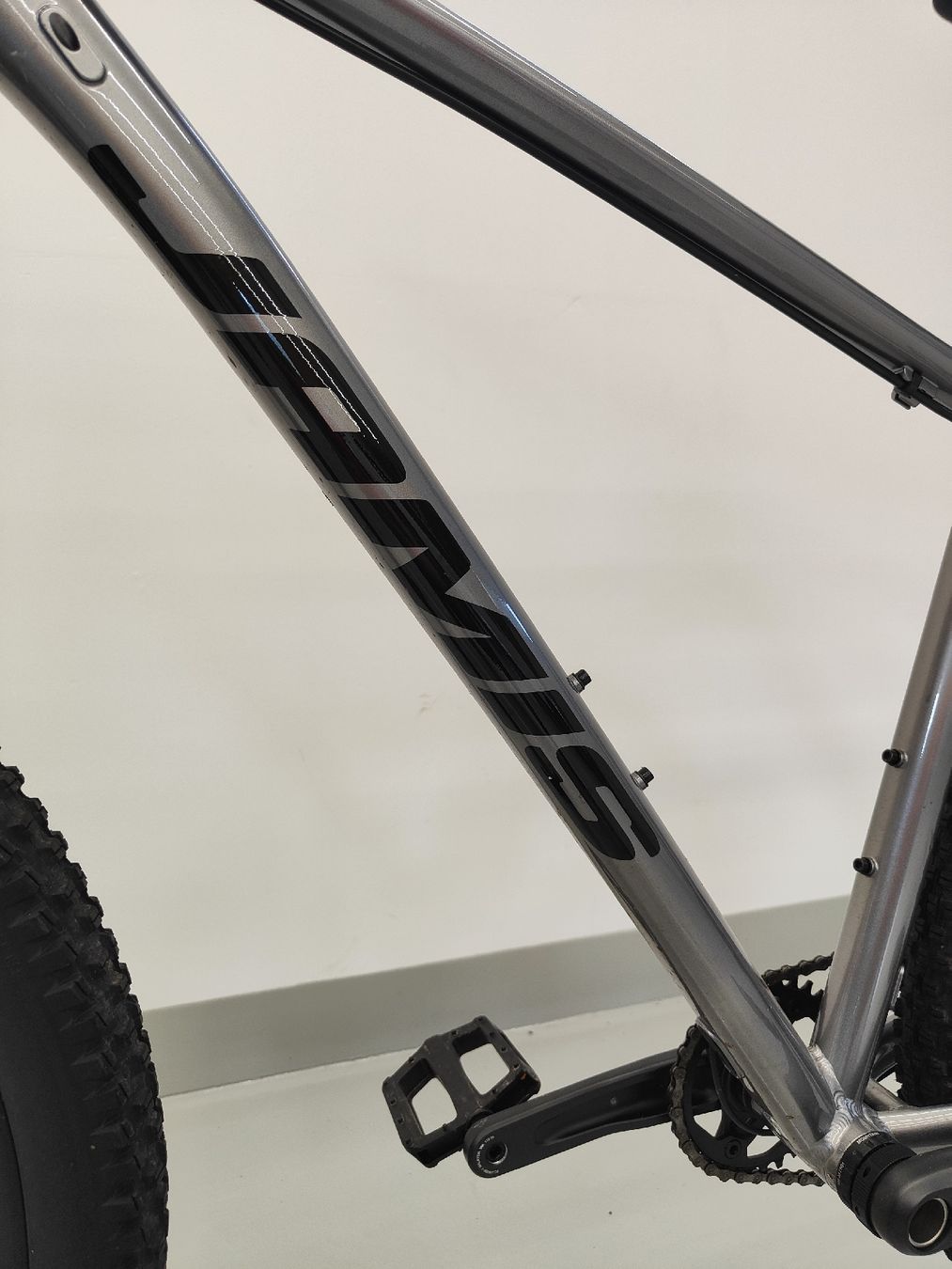Jamis Velos: MTB Jamis mit Scheibenbremsen und Federgabel – Gebraucht aus Ennetbühl von Hmorgen1 6