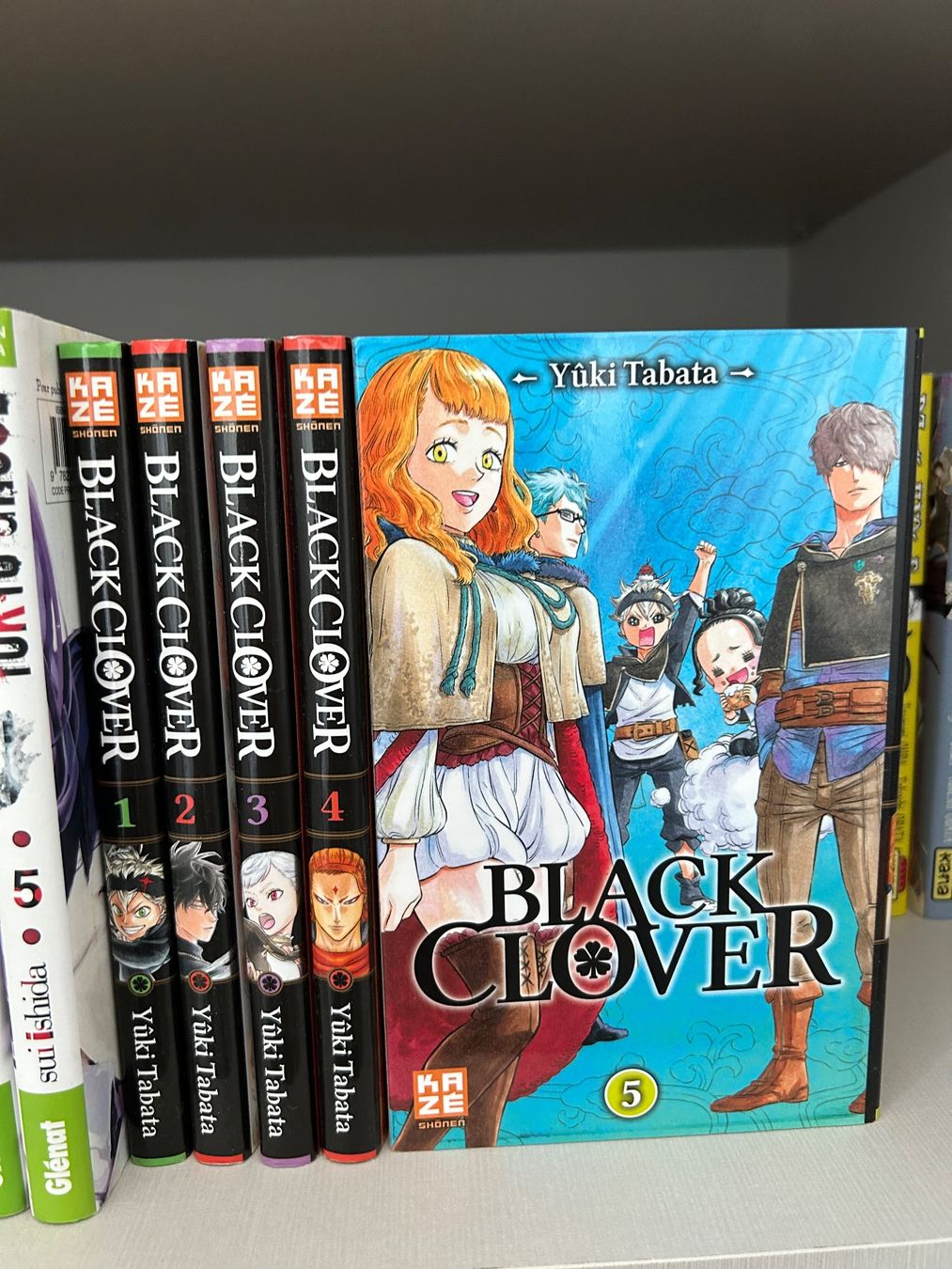 Comics: Manga Black Clover Tomes 1-5 – Gebraucht aus Gilly von Kakashi-Gaming