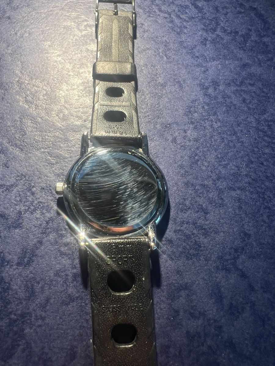 Olympus Orologi: Eine Olympus Uhr – Nuovo (secondo la descrizione) da Laufen venduto da groove60 1