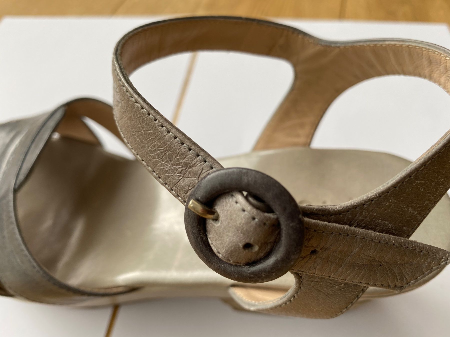 Damenschuhe: Sommer Plateau-Sandalen – Gebraucht aus Ittigen von 132465 3