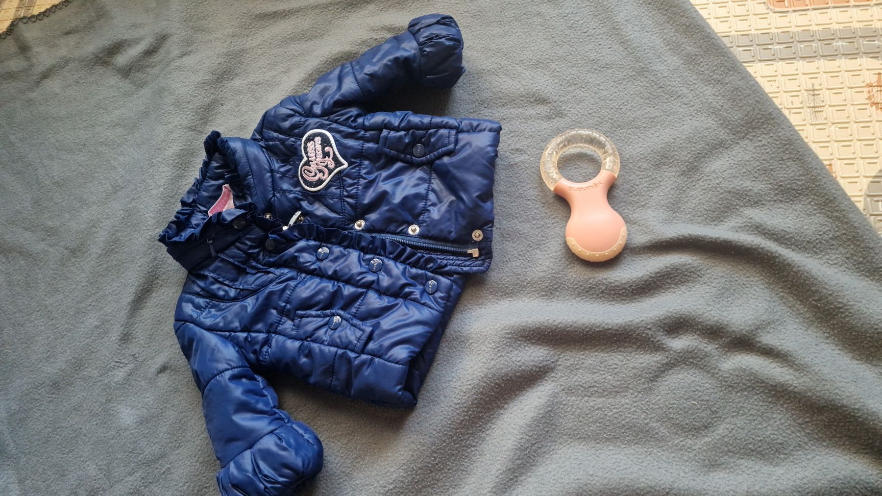 Guess Vestes & Manteaux: GUESS Baby – D'occasion à Basel par mar_jfl8 1