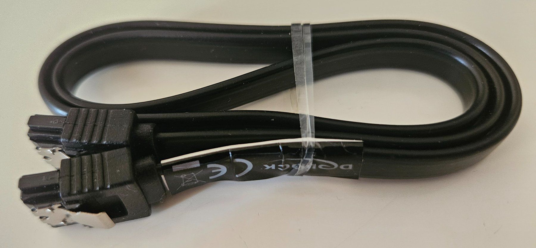Kabel: Set 14x SATA Schwarz Noir Delock – Neu und originalverpackt aus Lausanne von FamilleCool 1