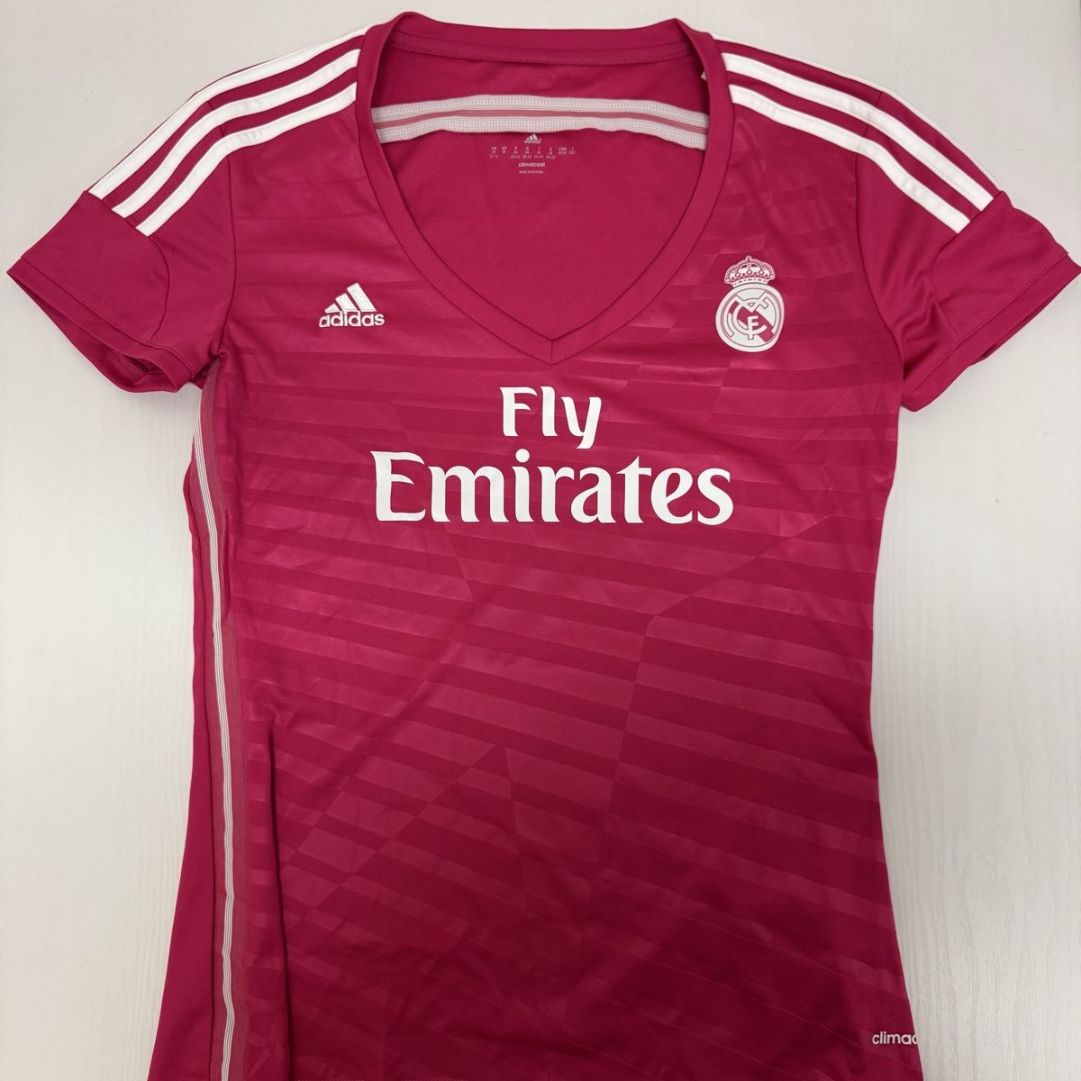 Leibchen & Hosen: Real Madrid Trikot Shirt – Gebraucht aus Zürich von jon_8vgb