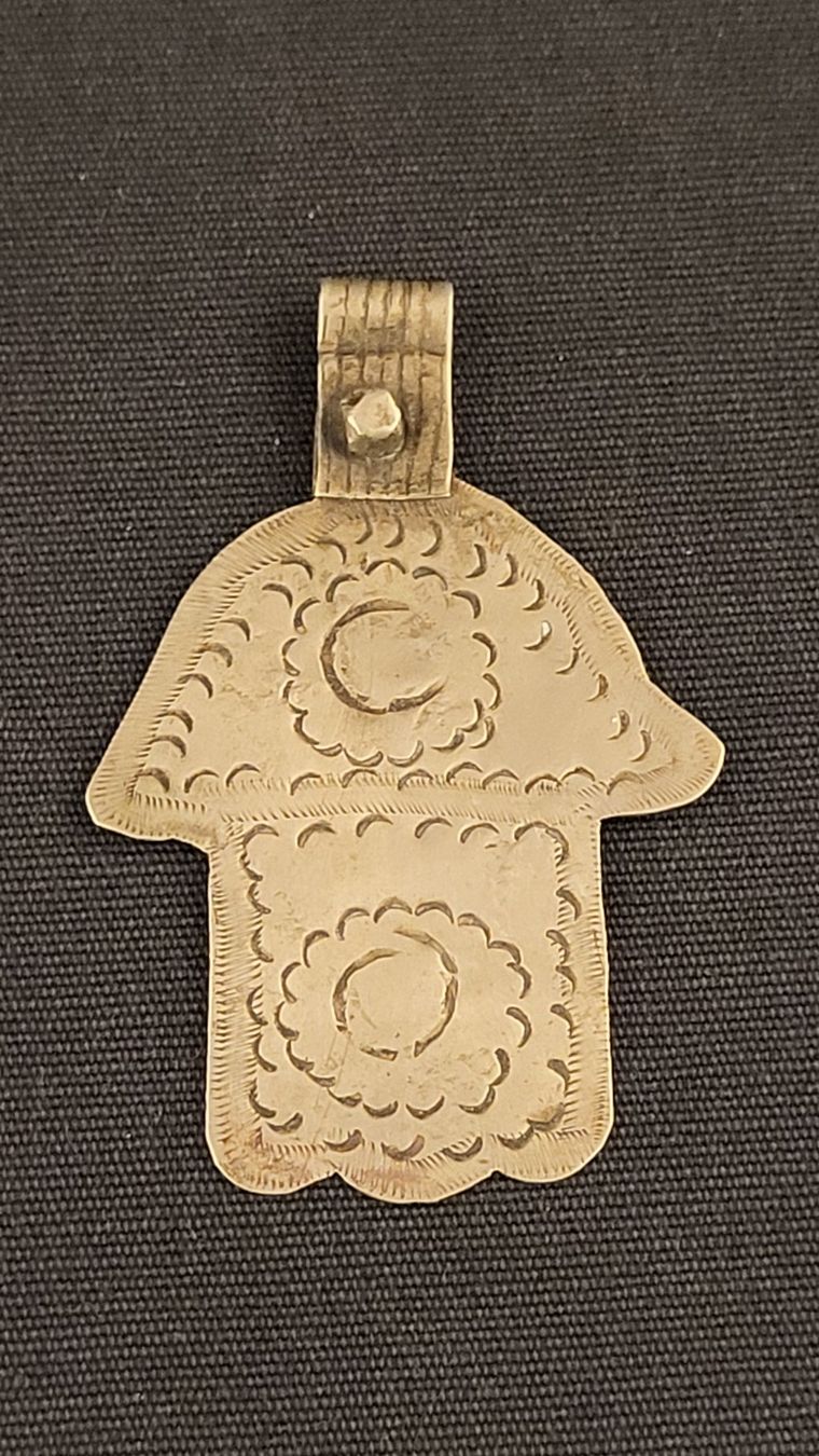 Ciondoli: Anhänger "Hand der Fatima" Glücksbringer – Usato da Basel venduto da spinne02 1