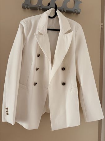 Damen Blazer weiss doppeltreihig Grösse M neuwertig