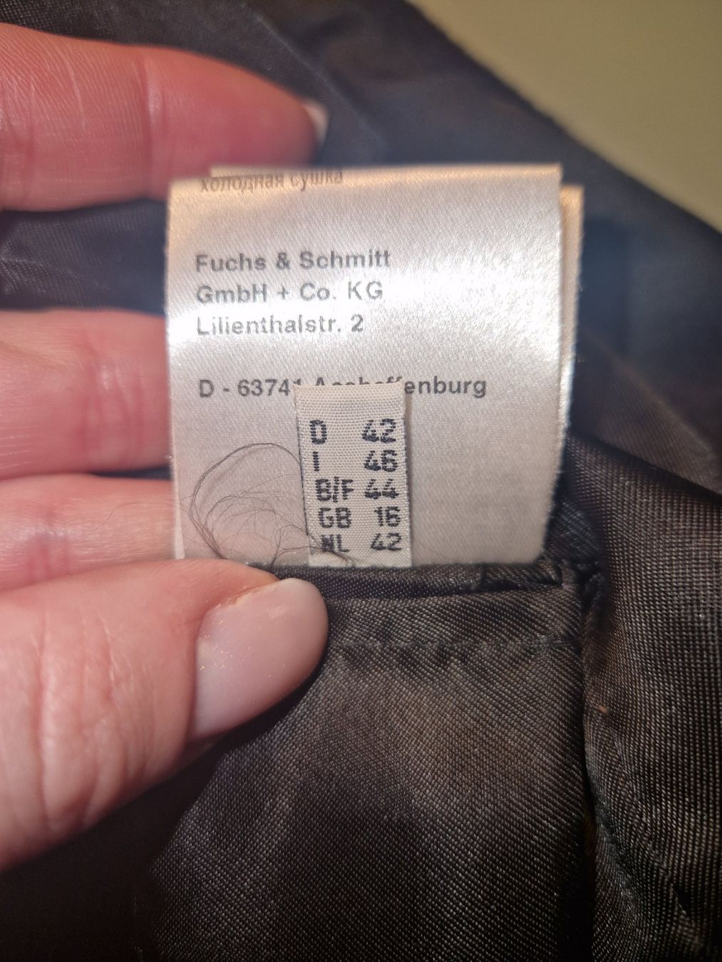 Fuchs Schmitt Cappotti: Schöner Wintermantel – Usato da Niederrohrdorf venduto da Energetix1 3