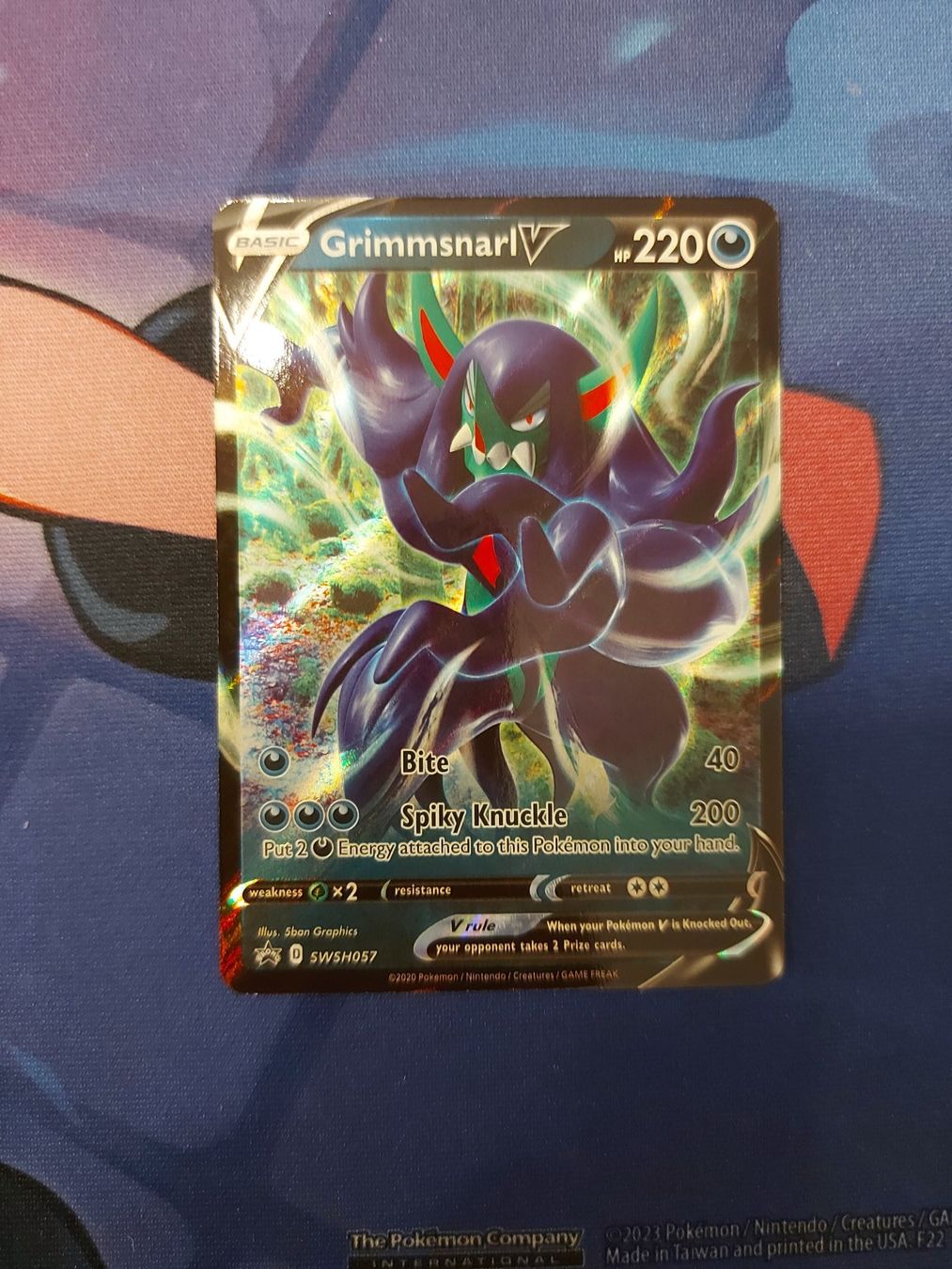 Pokémon Cartes à collectionner: Grimmsnarl V SWSH057 EN – D'occasion à Biasca par Sara_Poke123