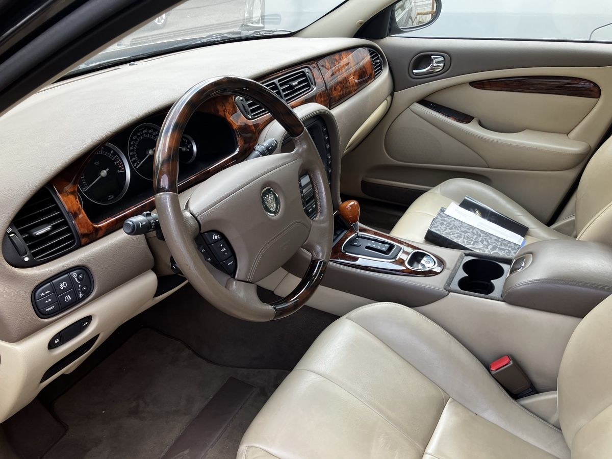 Jaguar Automobili: Jaguar S-Type 3.0 V6 – Difettoso da Uster venduto da Burrli3 4