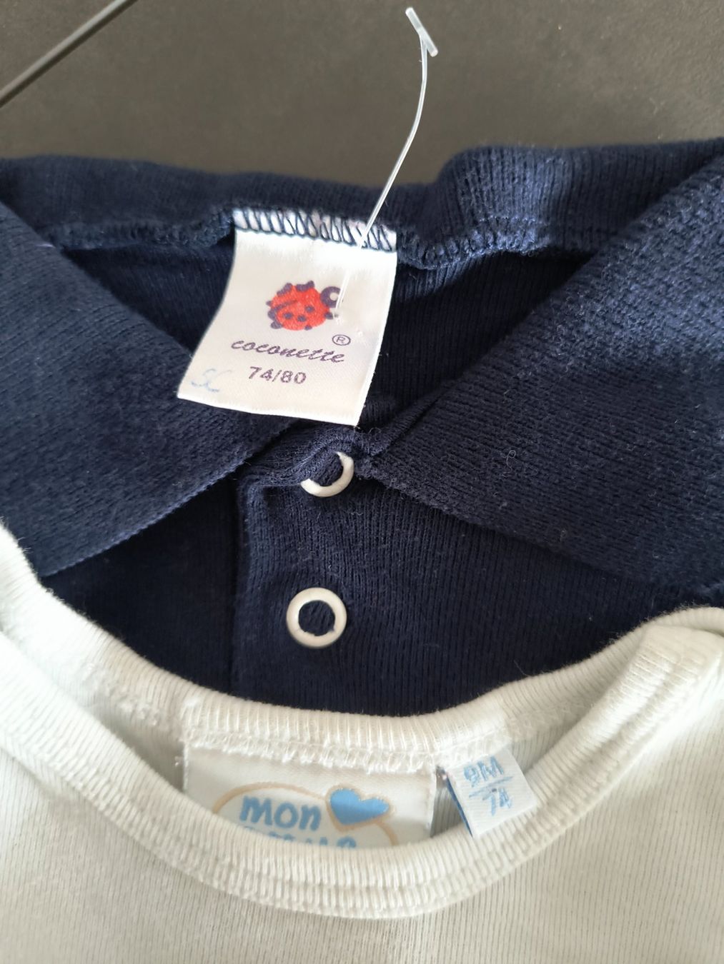 Kleiderpakete & -sets: 4 Baby Kurzarmbodys Gr. 74/80 – Gebraucht aus Oberweningen von Bumblebee2 2