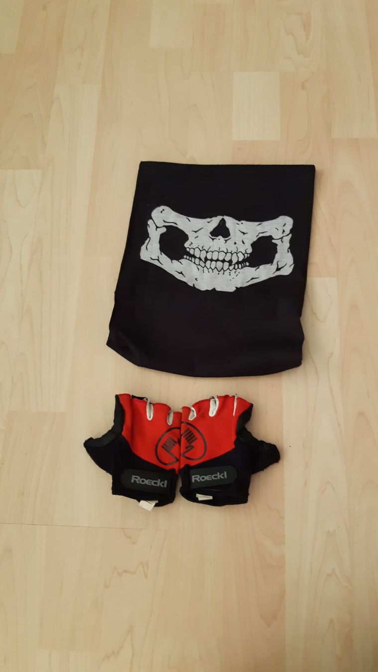 Roeckl Guanti: ROECKL JUNGENHANDSCHUH Gr. 7.5 + HALSTUCH – Usato da Sachseln venduto da volvoc70