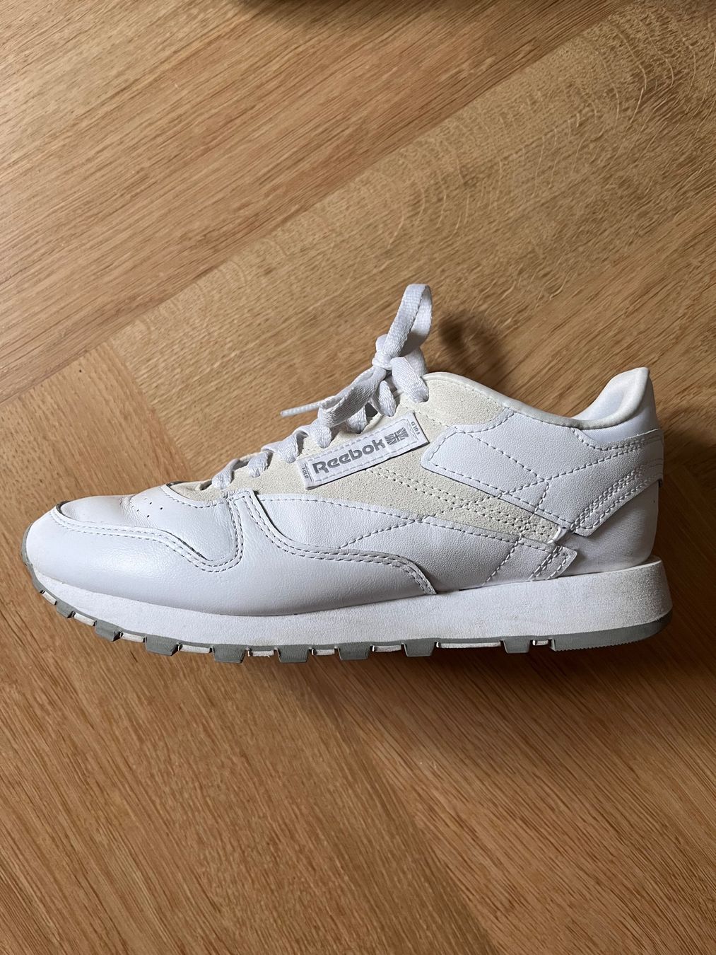 Reebok Scarpe da donna: Reebok Sneaker in weiss – Usato da Bern venduto da sukh0i 4