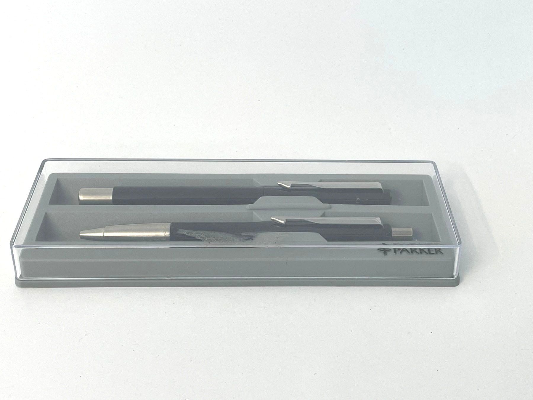 Parker Stylos & Marker: PARKER Vector Standard Black CT 2er Schreibset 1997 – D'occasion à Zürich par Arche_Brockenhaus 2