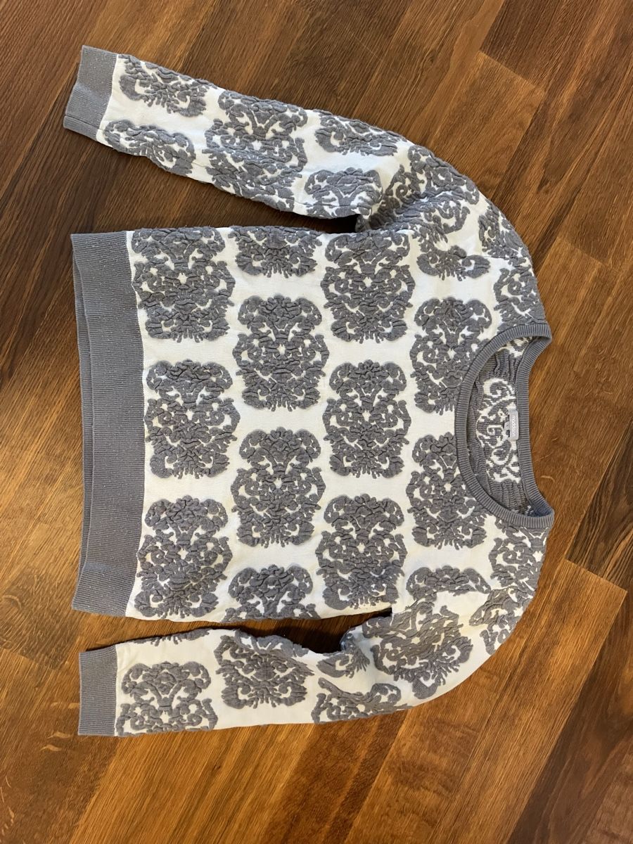 Maddison Pulls & Sweat-shirts: Pullover Maddison, gr. L schönes Muster – D'occasion à Liestal par ela_2g9s 1