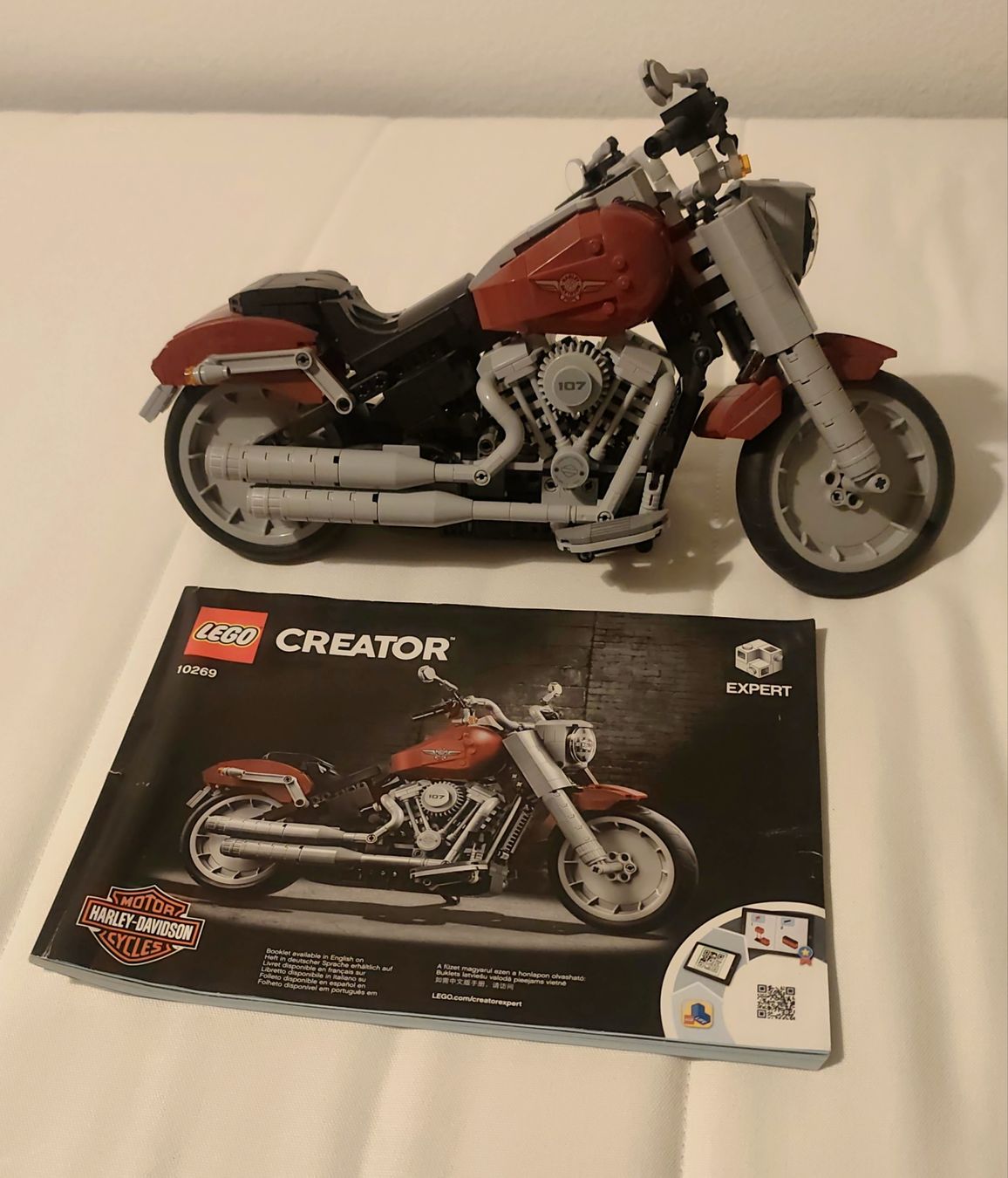 Lego Kit di costruzioni: LEGO Creator Expert 10269 Harley-Davidson Fat Boy – Usato da Schlieren venduto da Wizza 1