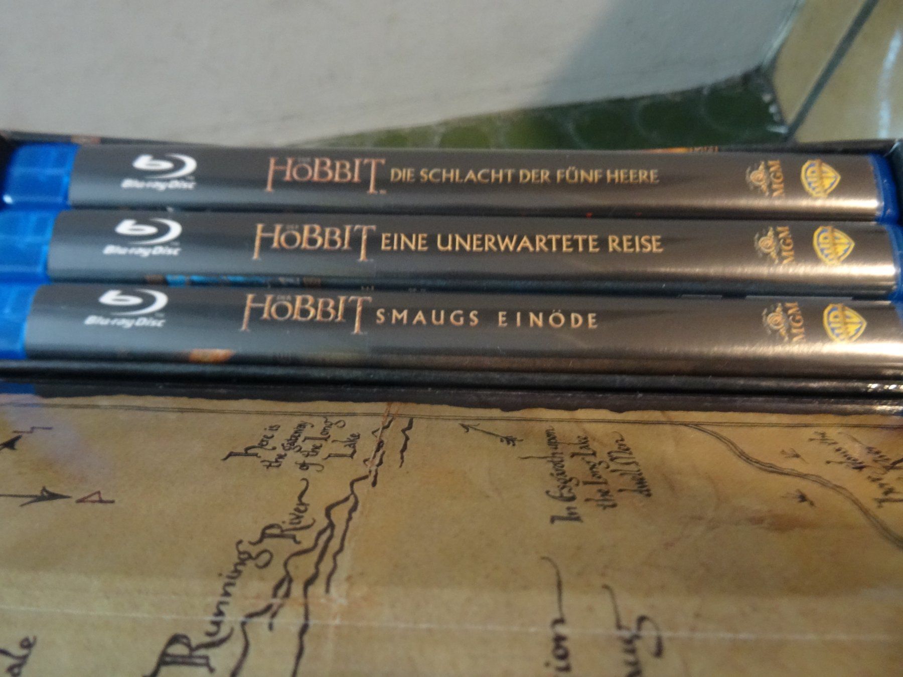 Tutti i DVDs: Der Hobbit Spielfilm Trilogie Extended Edition Blu-ray Box – Usato da Olten venduto da Disc-Verkauf 1