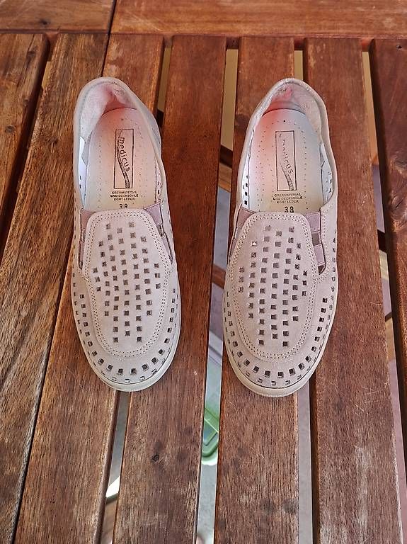 Scarpe da donna:  Bequeme Schuhe  – Usato da Zürich venduto da lal_5rp2 4
