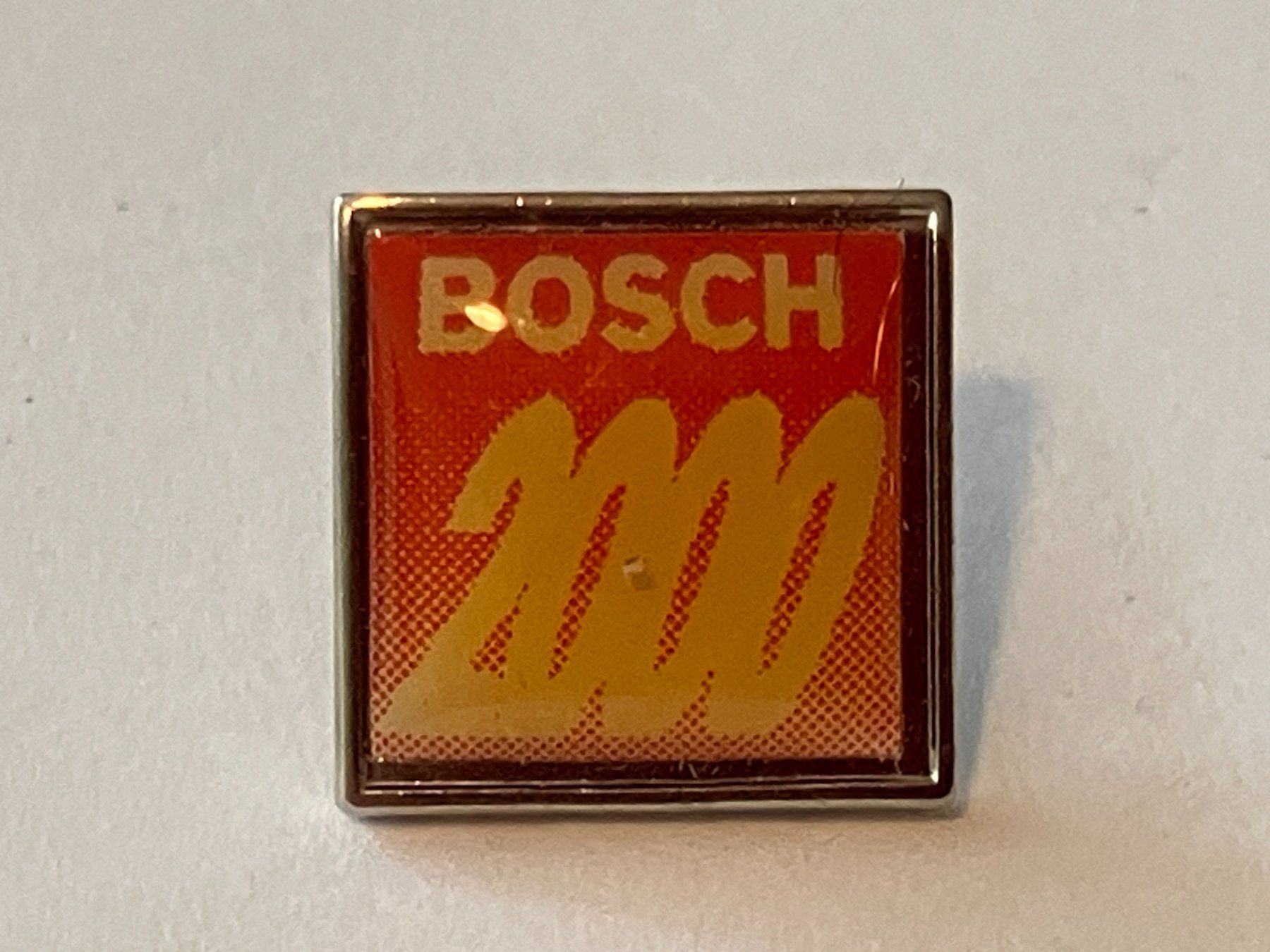 Placchette & Badge: 1 Pin Bosch 2000 – Usato da Basel venduto da djwwpp