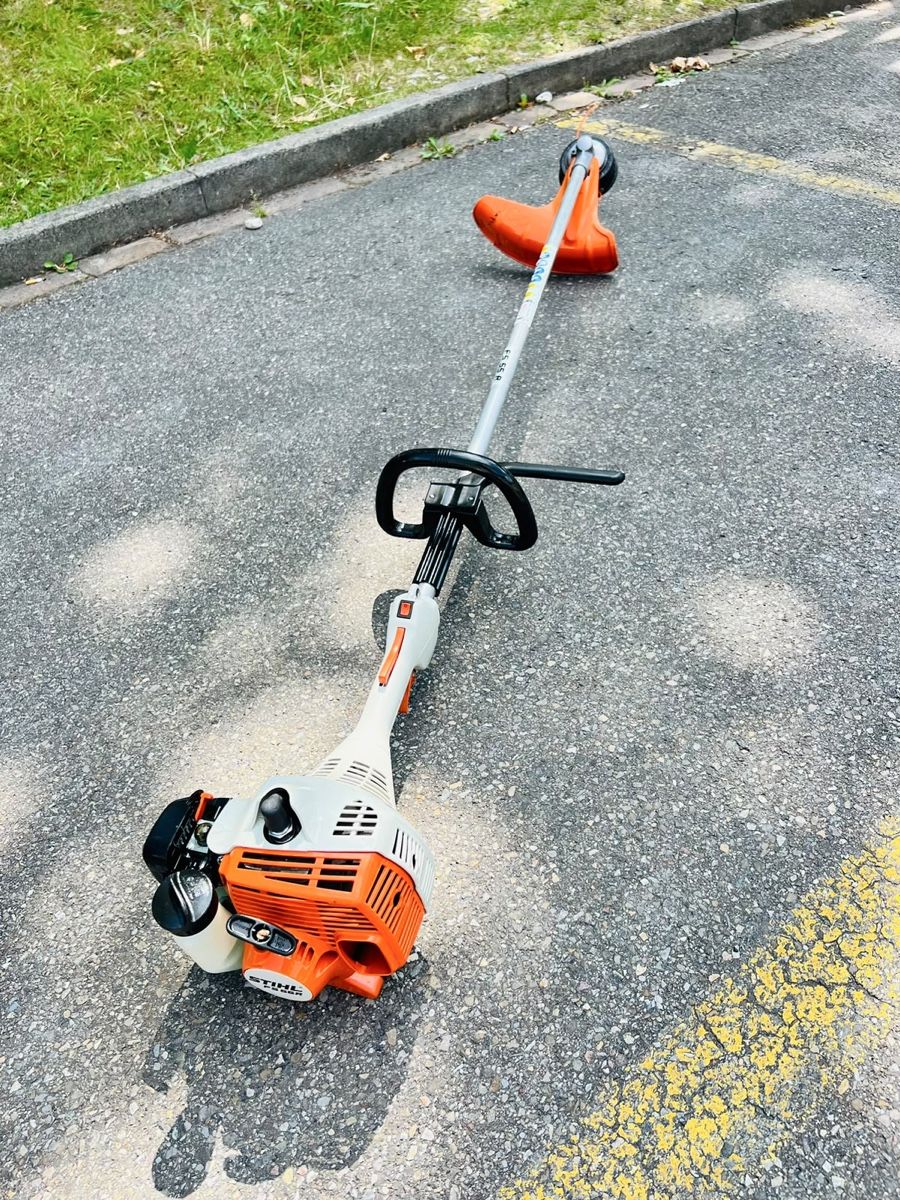 Stihl Tutti gli attrezzi: Rasentrimmer Stihl  – Usato da Urdorf venduto da mas_5wfz 2