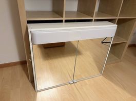 Spiegelschrank