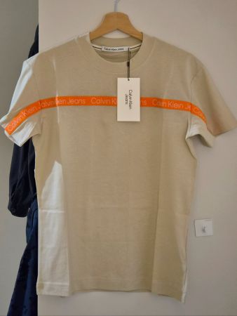 Beiges Calvin Klein T-Shirt