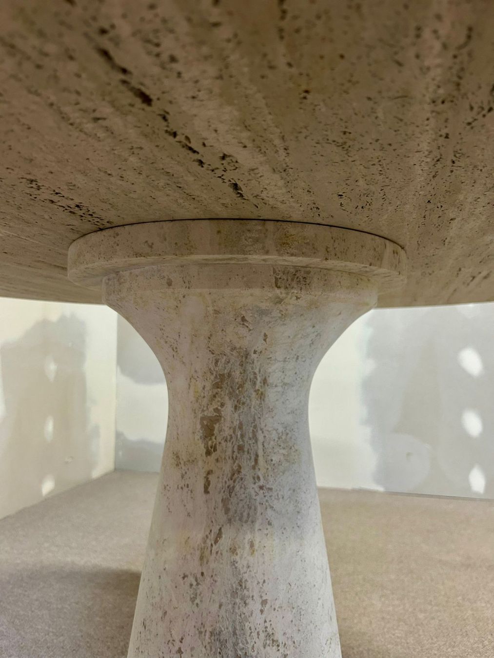 Tische: Runder Designer Travertin Esstisch Vintage 2-teilig – Gebraucht aus Rickenbach ZH von Der-Insider 7