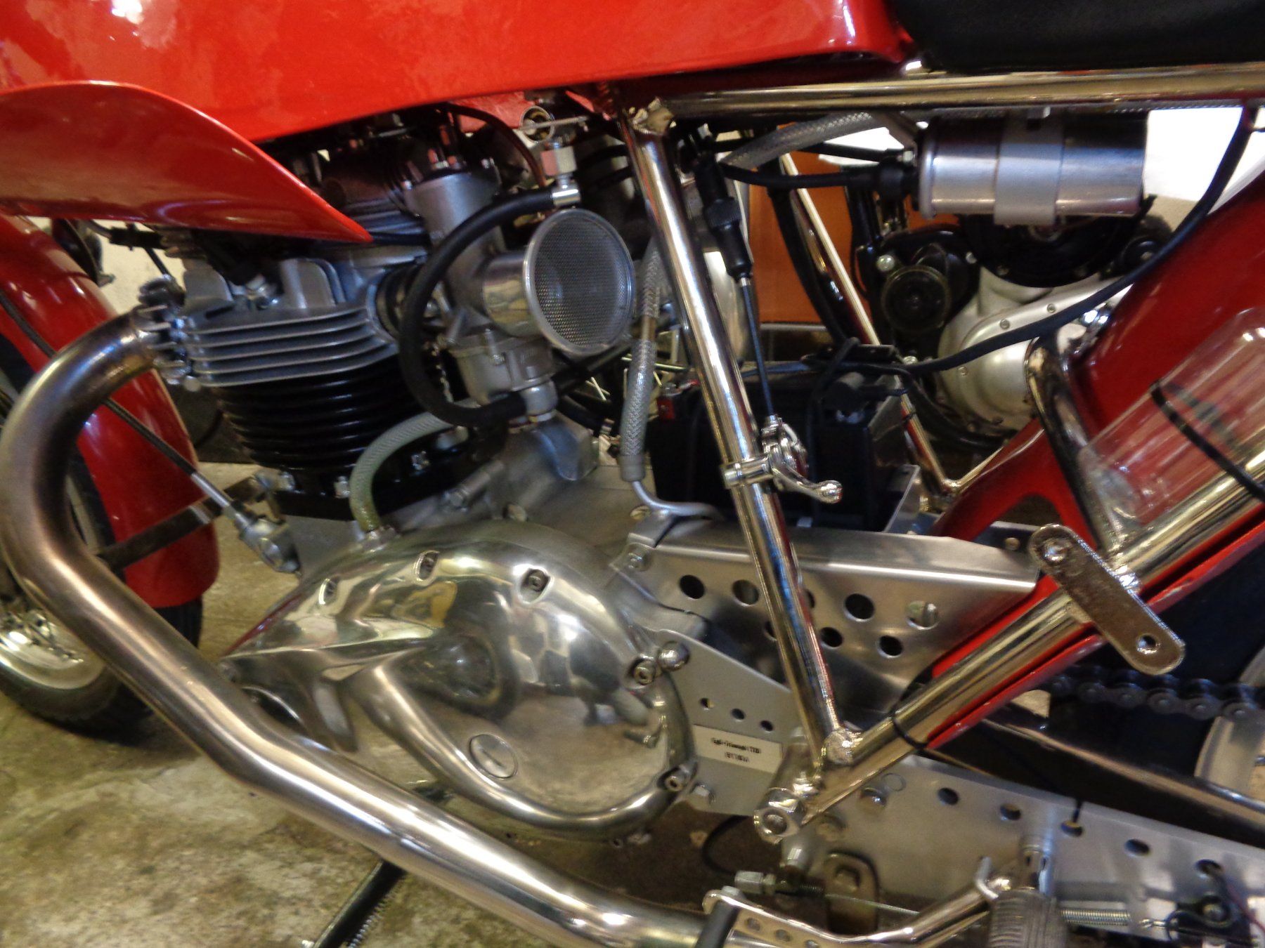Triumph Route: EGLI Triumph - echt, keine Replica – D'occasion à Allschwil par mumat 5