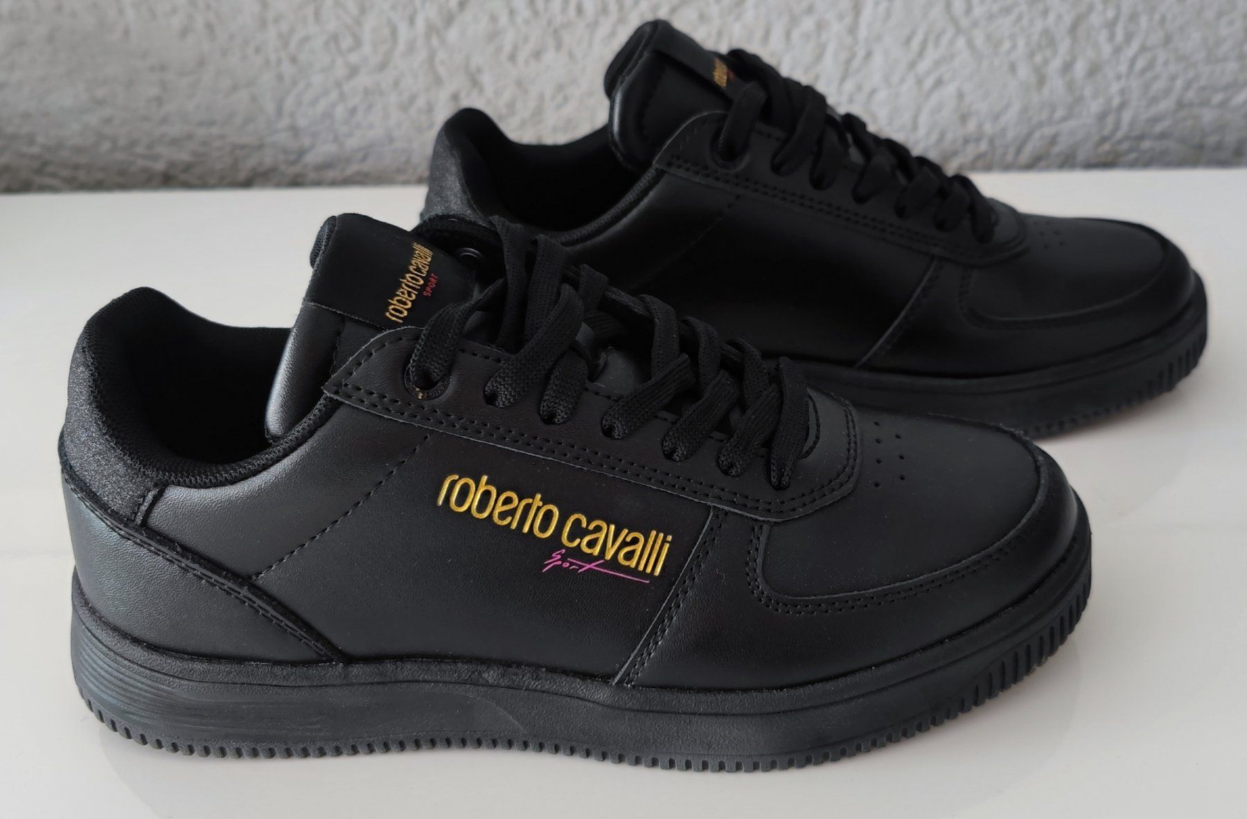 Roberto Cavalli Scarpe da donna: Original Roberto Cavalli Sneakers Gr. 39 – Nuovo (secondo la descrizione) da Frauenfeld venduto da Reyy58