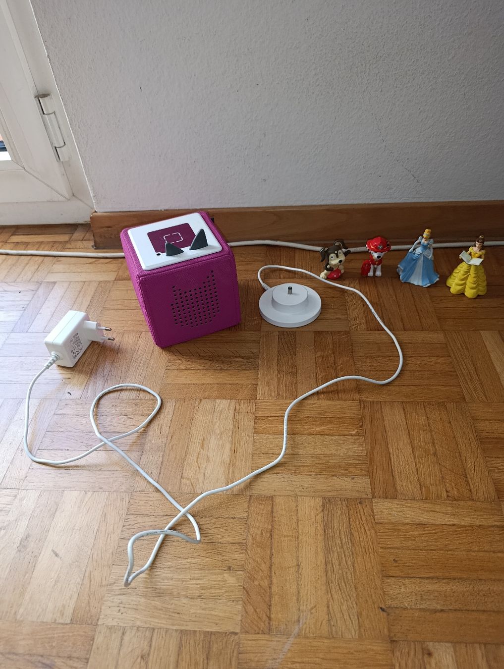 Audiolibri: Toniebox mit Ladekabel & 4 Figuren – Nuovo (secondo la descrizione) da Uitikon Waldegg venduto da MNC8047