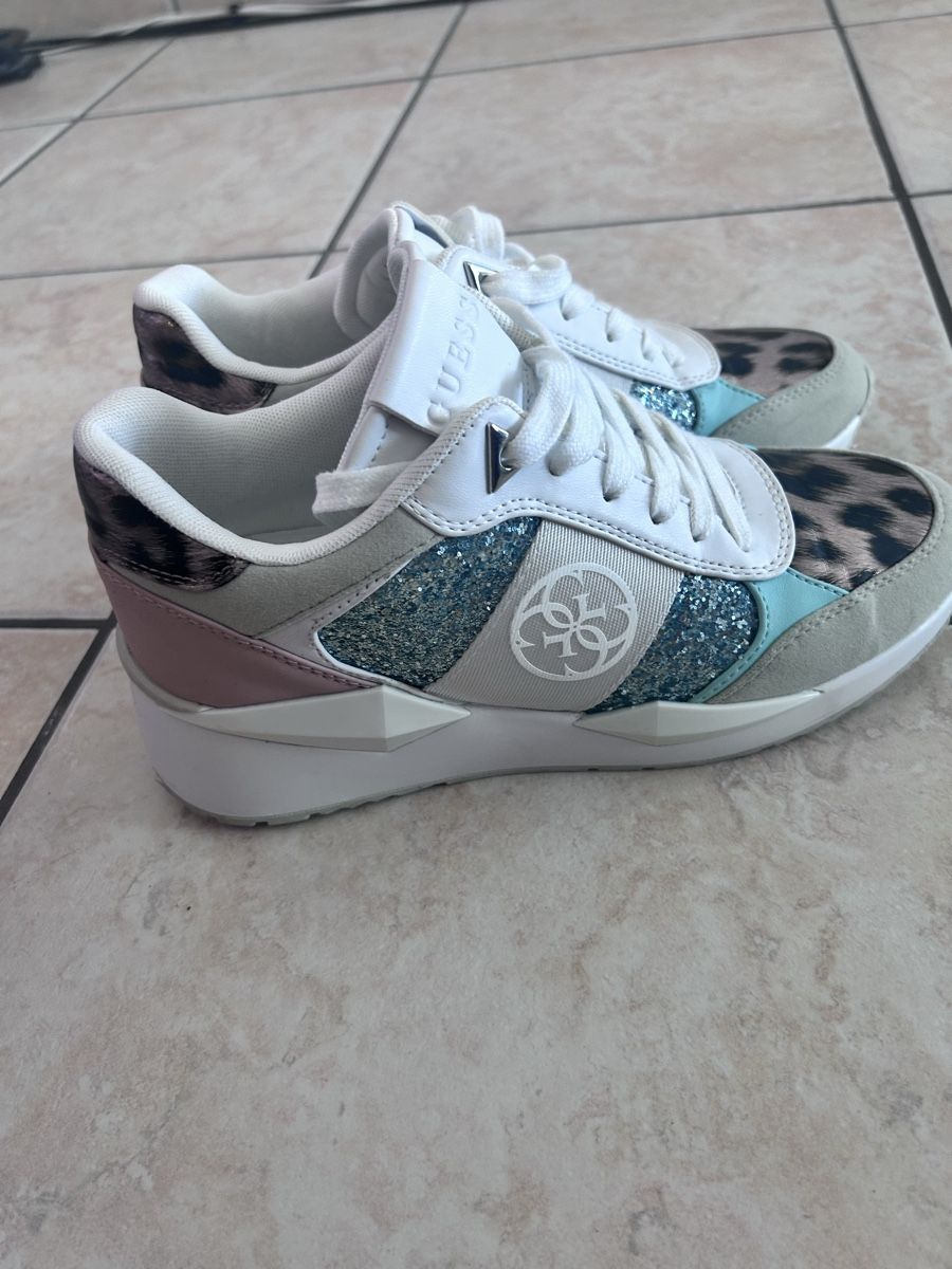 Guess Damenschuhe: Scarpe Guess gr38 – Gebraucht aus Cugnasco von sd1520 1