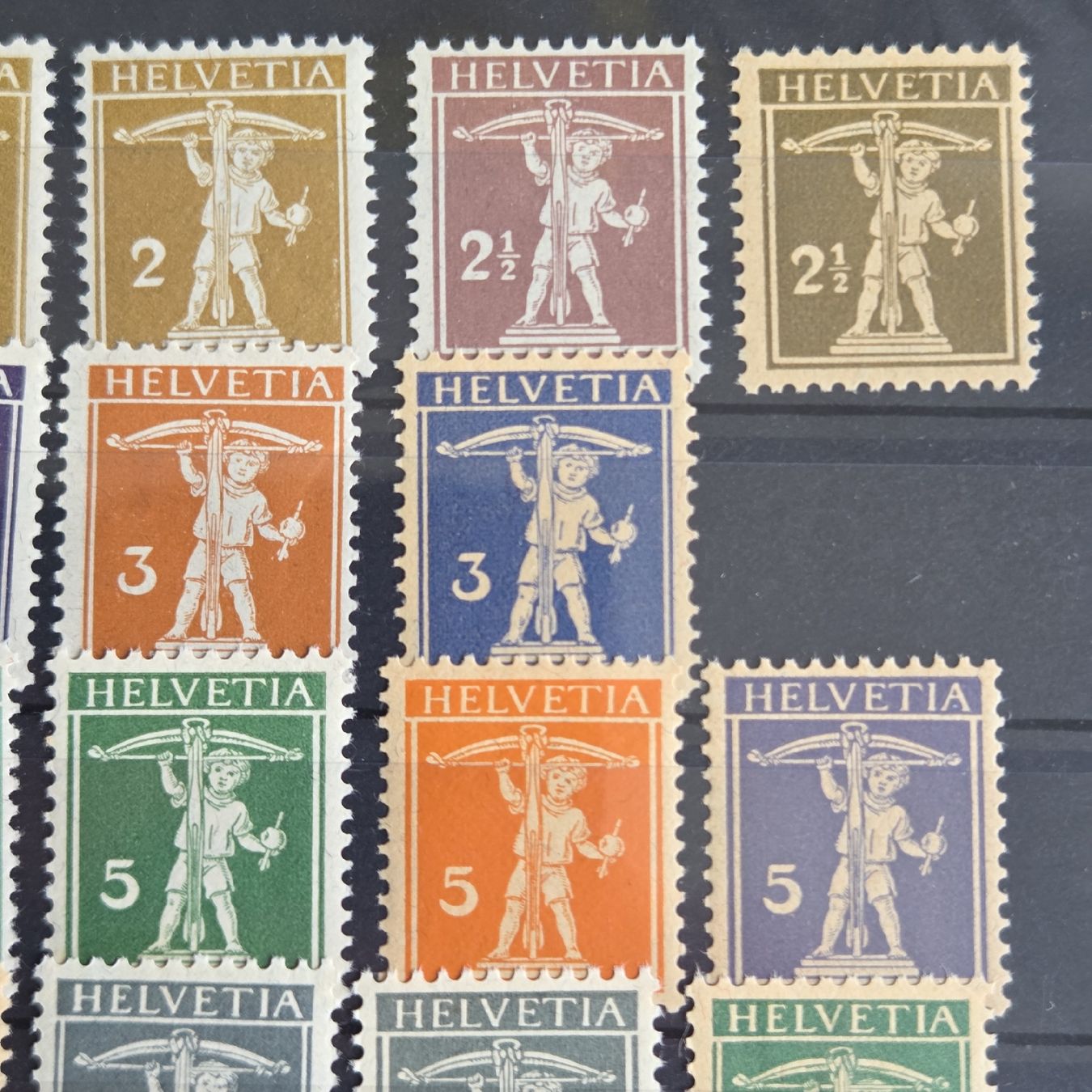 Tutti i francobolli: Briefmarken Postfrisch..Satz Tellknabe 1909-1933 – Usato da Stans venduto da Ducati16 2