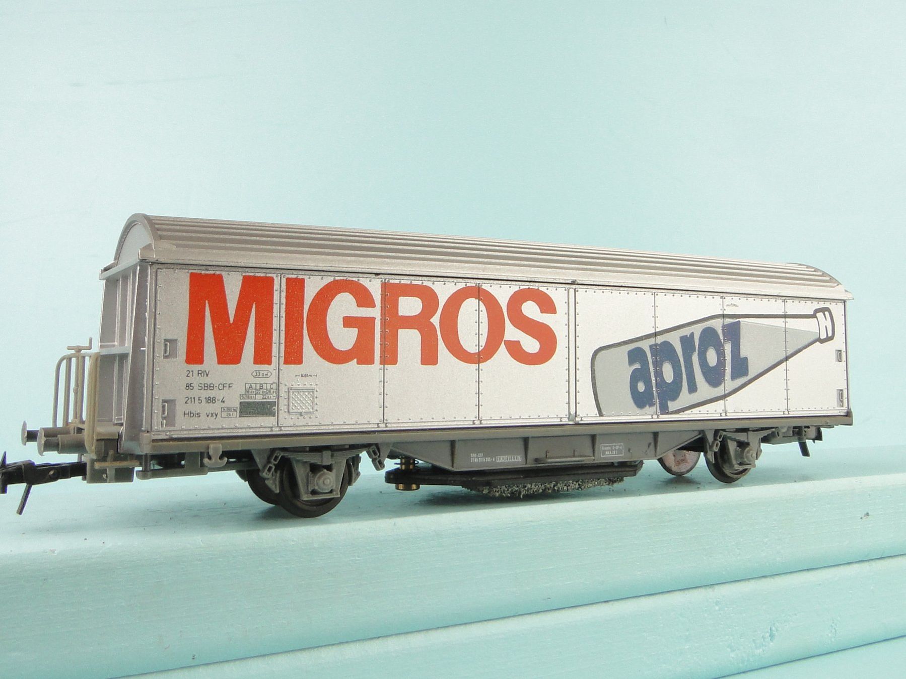 Roco Modellini di ferrovie: ROCO Clean / SBB Migros – Usato da Bülach venduto da cann11 2