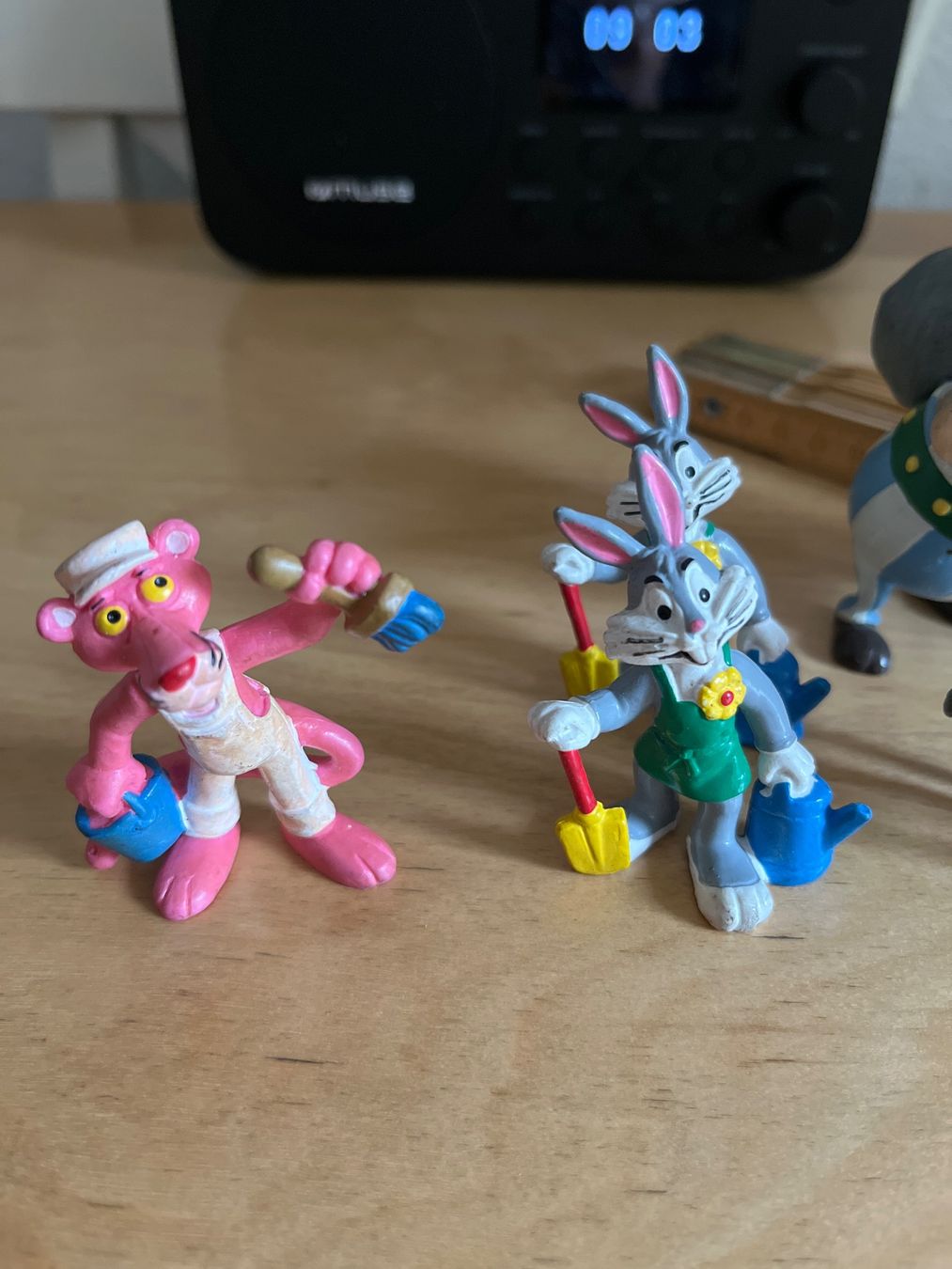 Giocattoli: 6 figurines – Usato da Chaumont venduto da Abigail1 1